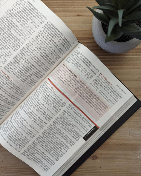 The One Year Bible for Men, KJV - Case of 12