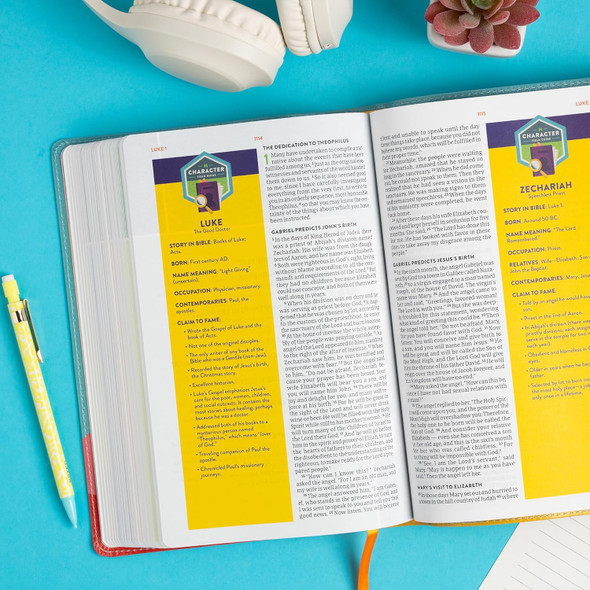 CSB Explorer Bible for Kids, Underwater Adventure LeatherTouch - Case of 12