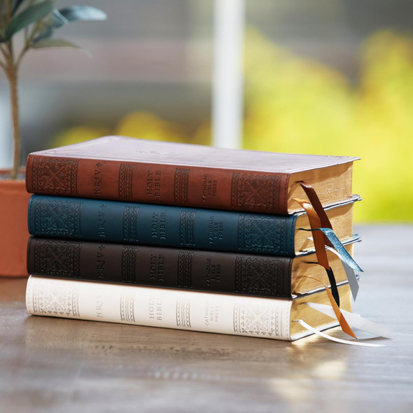NRSV Catholic Edition Gift Bible (Leathersoft, Black) - Case of 16