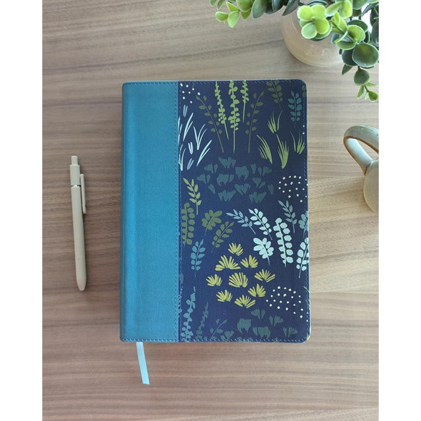 NLT Life Application Study Bible, Indexed, Third Edition, Large Print (Leatherlike, Meadow Teal), Case of 6