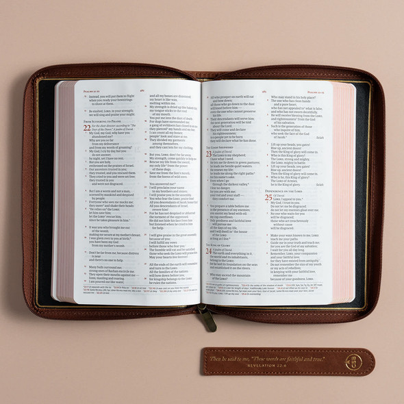 CSB Personal Size Bible, Holman Handcrafted Collection, Zipper Closure, Marbled Tan Premium Calfskin