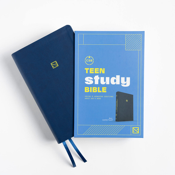 CSB Teen Study Bible, Optimal Type, Navy LeatherTouch - Case of 12
