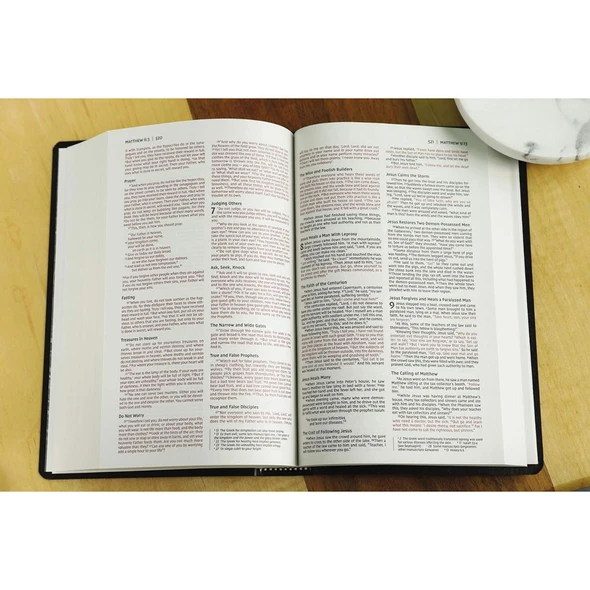 NIV Gift and Award Bible - Leather-Look - Black - Red Letter Edition - Comfort Print (Case of 28)