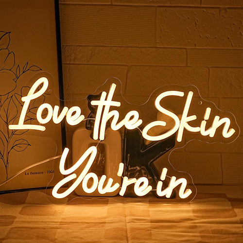 Gyaksjm ''Love the Skin You're in'' Neon Sign Facial Spa Neon Light for Wall Decor Warm White Letters Neon Lights Beauty Salon Sign for Business Skin Care Salon Beauty Shop Decorations
