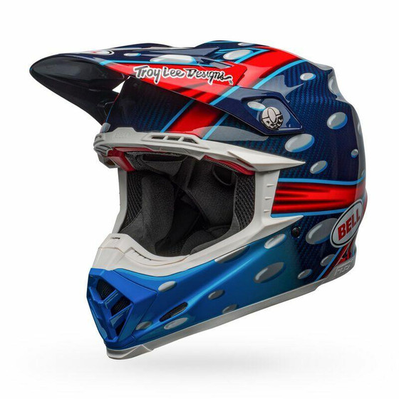 bell moto 9 closeout