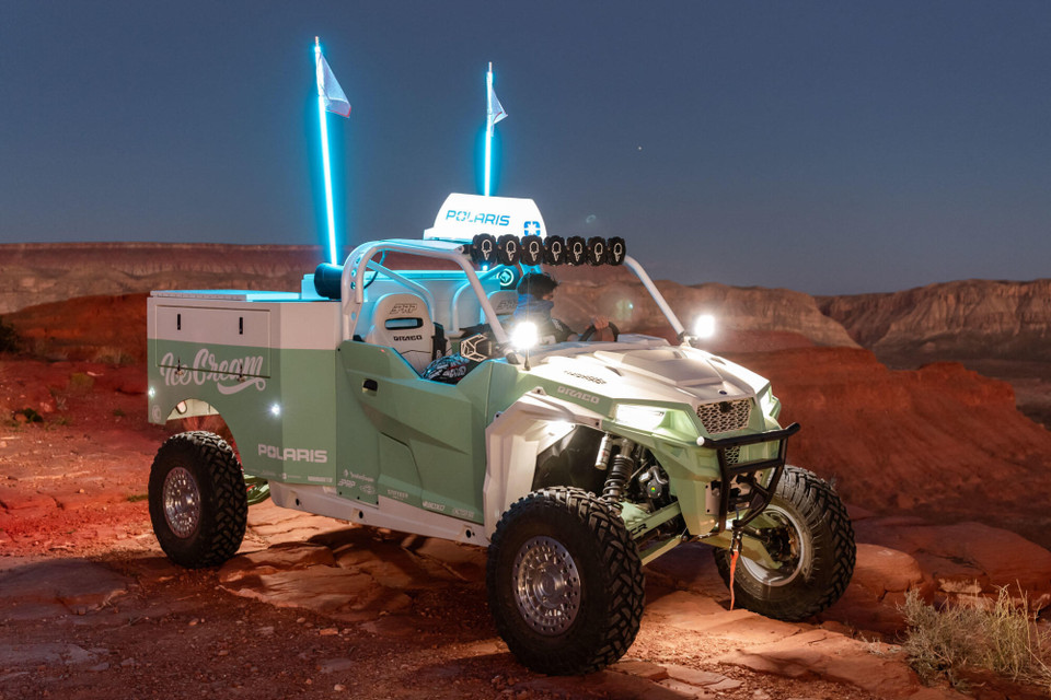 Featured Build | The Draco Built Polaris General Ice Cream Truck