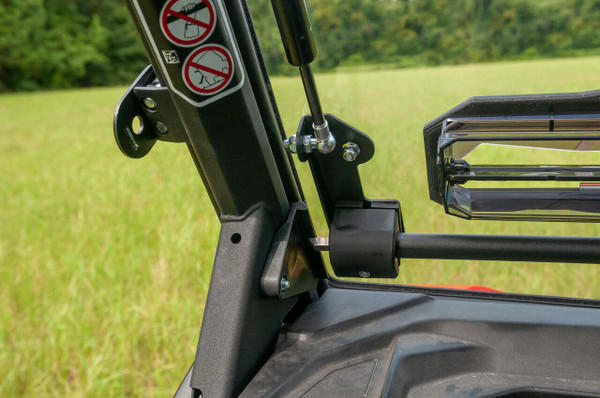 Seizmik Can-Am Defender Flip-Up Vented Windshield Scratch Resistant Polycarbonate UTVS0056093