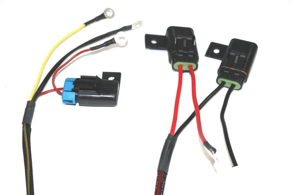 XTC Yamaha YXZ Plug & Play 1 Switch Power Control System for Radio & Intercom PCS-RADIO-YXZ - UTV Source