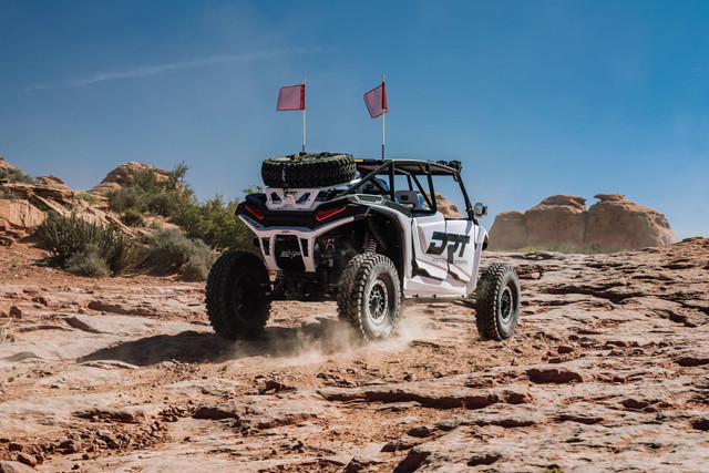 Best UTV Gas Cans 2026: Fuel Packs and Mounts | UTV Source