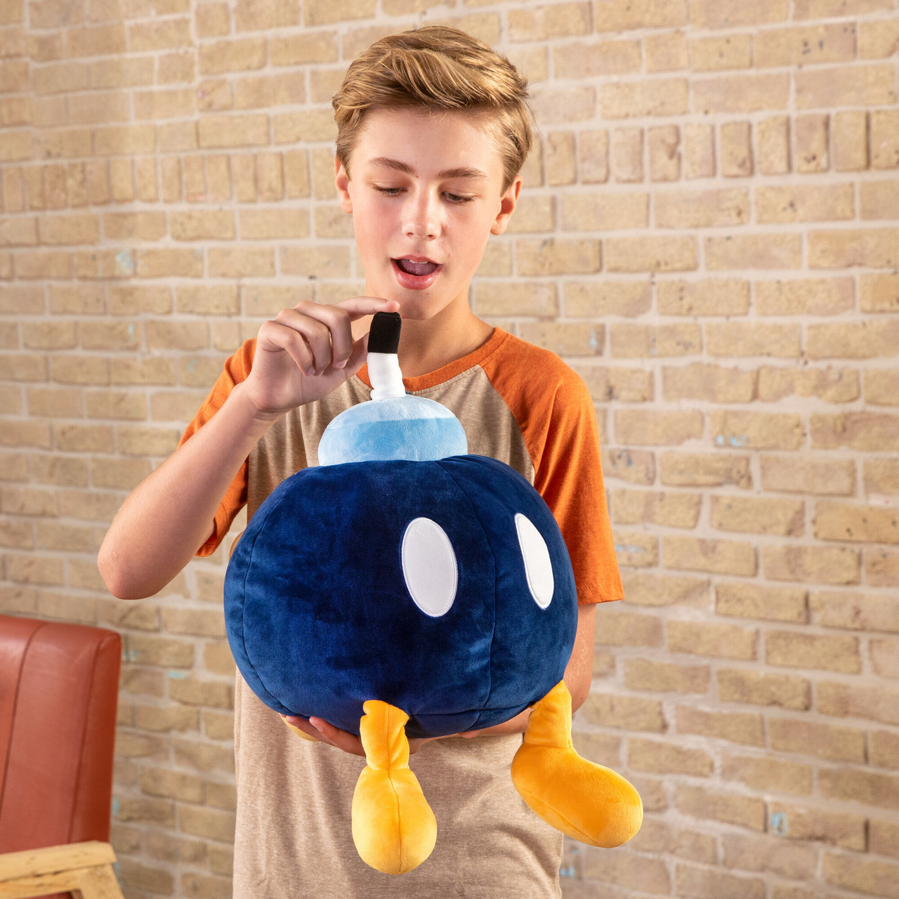 TOMY Club Mocchi Mocchi 15-inch Super Mario Bob-Omb Mega Plush