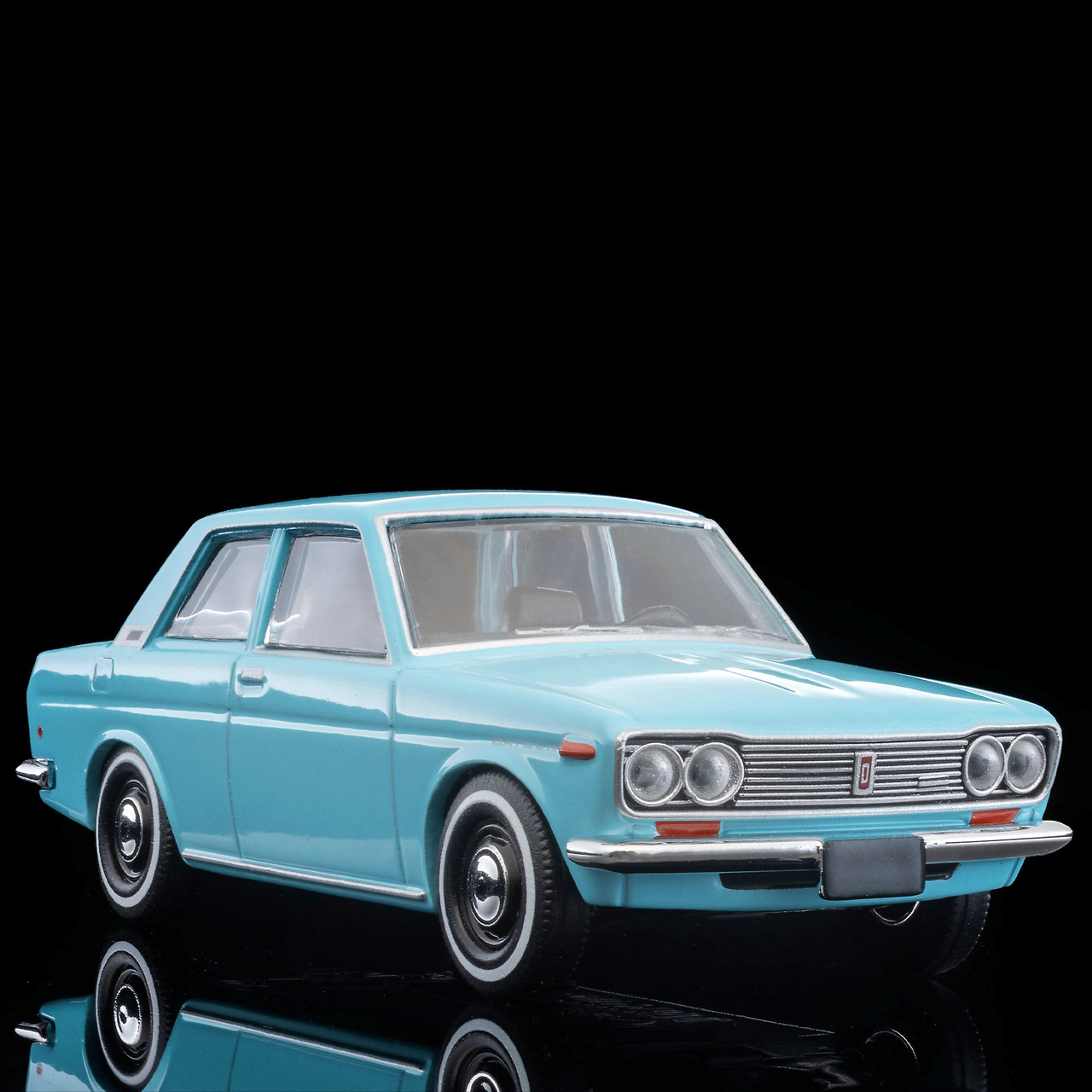Datsun 1969 510 2 Door Sedan US Specs - Light Blue