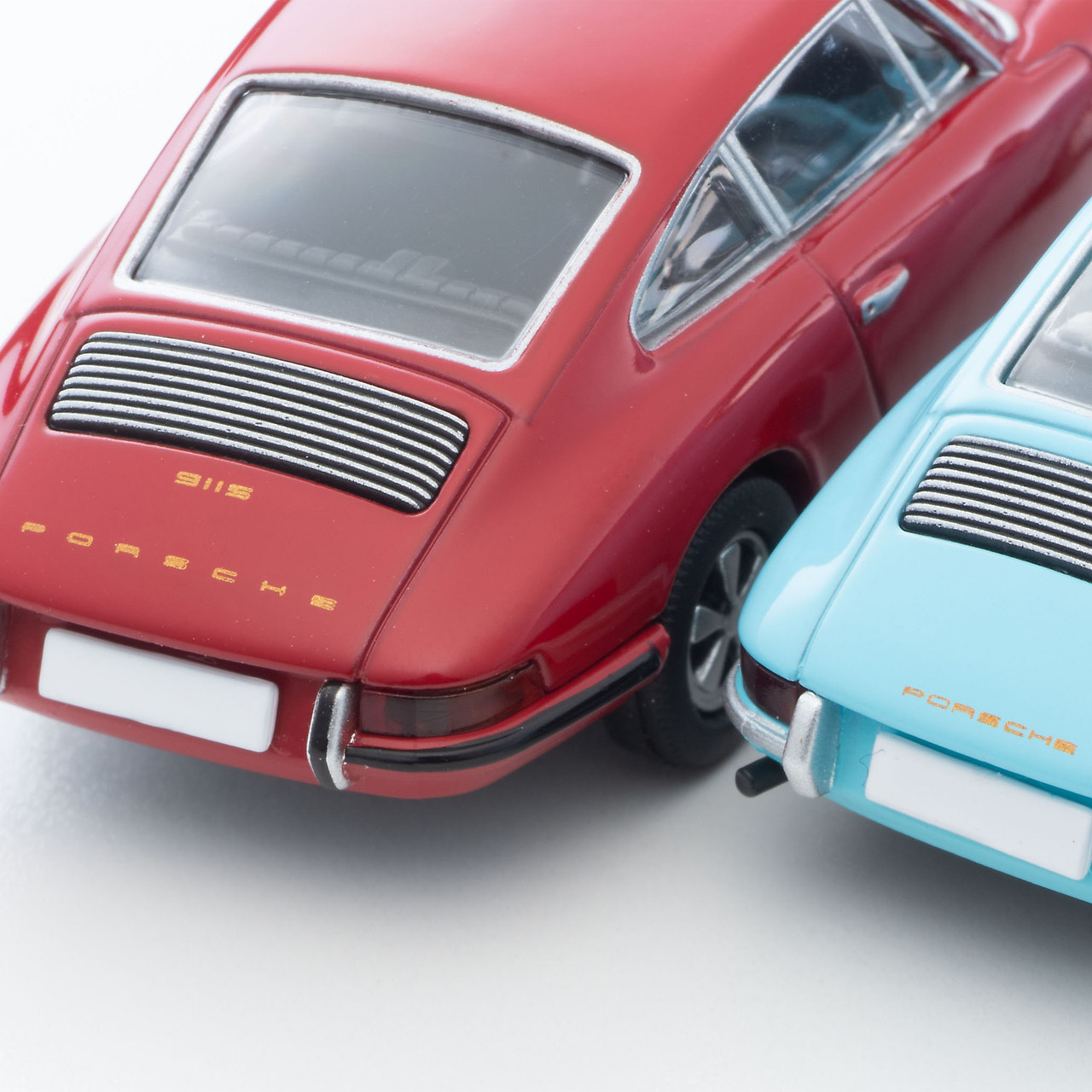 Porsche 911S - Light Blue