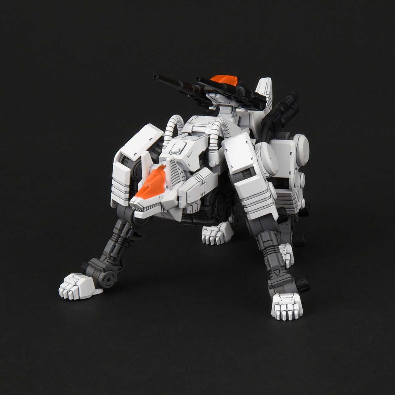 ZOIDS REALIZE MODEL RMZ-003 Command Wolf