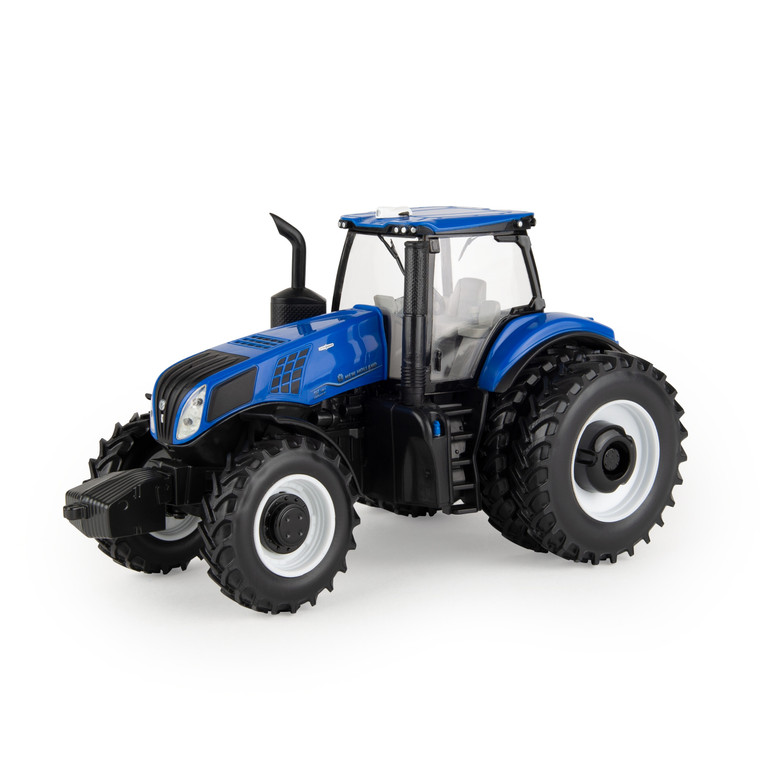 ERTL New Holland 1:32 Scale Genesis T8.380 Tractor
 13976
