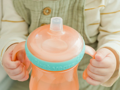  The First Years Bluey Sip & See Toddler Water Bottle -  Includes Floating Charm - Toddler Cups with Straw - 12 Oz - Ages 24 Months  and Up : Baby