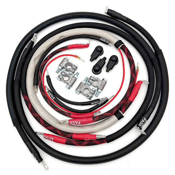 Battery Cable Kit - 2/0GA - Angled 90 - w/Black Red/Spyder Wrap - 2011-2016 Ford 6.7L Power Stroke - F250/F350 - FPSD11-67-00G-90-RBR