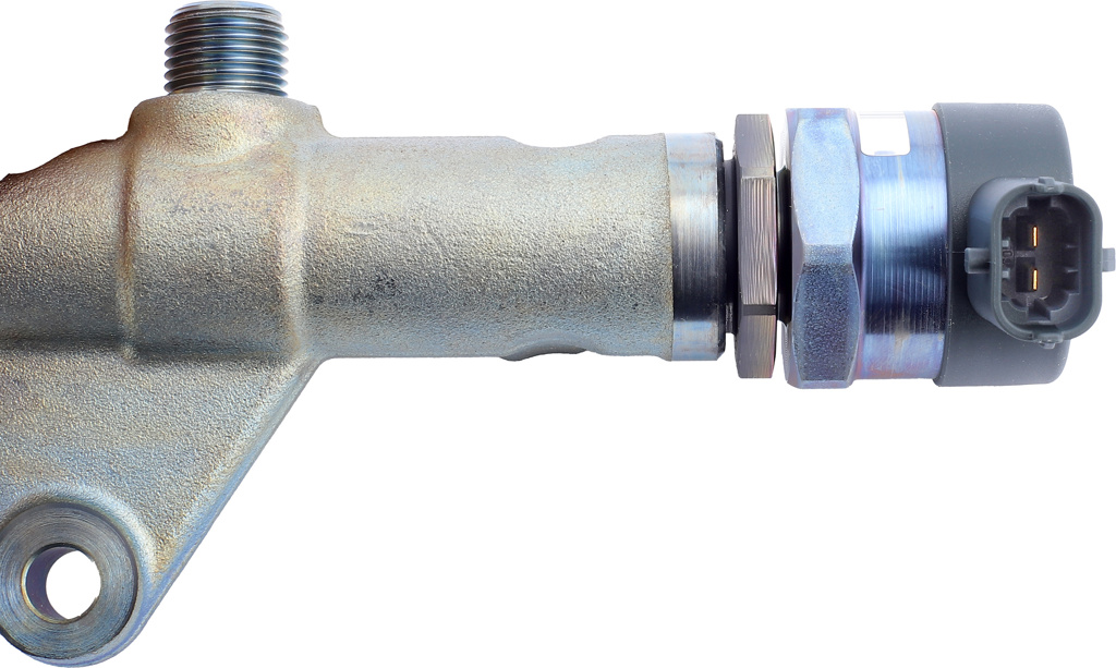 【RT-64188】　専用 Bosch Fuel Rail Distributor Tube for 19-21 Dodge 6.7L