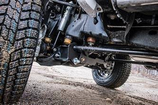 BDS Suspension BDS - 4.5 Inch Suspension Lift Kit - FOX 2.0 Shocks - 3" Block Kit - 2011-2019 Chevy/GMC HD 2WD 4WD W/O Overload Springs 1819FS 