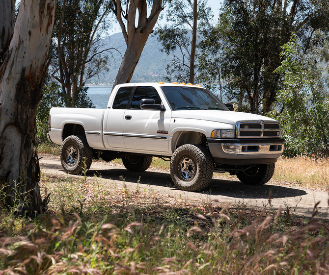 Carli Suspension Carli - Commuter 2.0 Leveling/Lift System - 3” Lift - 1994-2002 Ram 2500/3500 Diesel - CS-D3-COM-CS-94-D BUNDLE 