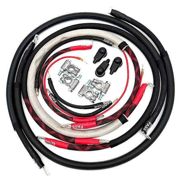 Battery Cable Kit - 2/0GA - Angled 90 - HO Alternator - w/Black Red/Spyder Wrap - 2003-2007 Ford 6.0L Power Stroke - F250/F350 - FPSD03-60-00G-90-HO-RBR