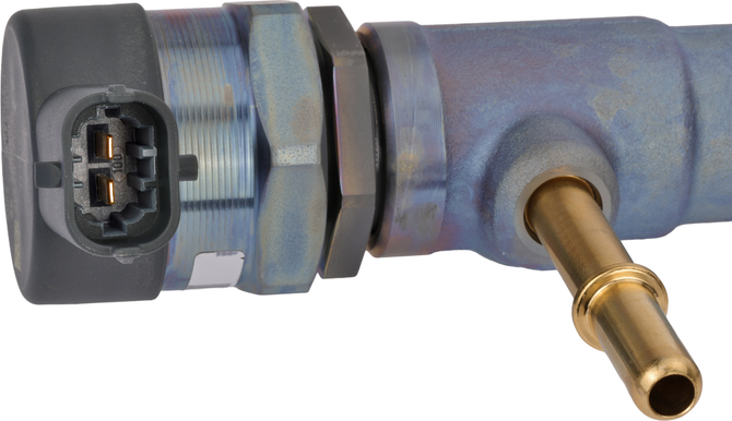Alliant Power - Fuel Contamination Kit with DCR Pump Conversion - 2017-2019 Ford 6.7L Power Stroke F-Series - AP57017