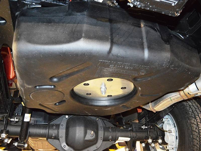 Titan Fuel Tanks TITAN Spare Tire 30 Gallon Auxiliary Fuel System - 1999-2007 Ford (4020299) 