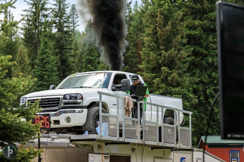 Truck on the Mustang MD-1100 chassis dynamometer