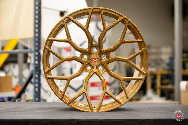 VOSSEN FORGED S17-01 - 23X10.5 - 5X130 - ET21 - BRICKELL BRONZE - URUS FITMENT - FRONT - S17-01-3P001 Photo - Primary