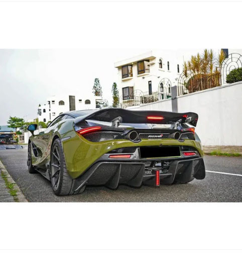 Design Carbon Fiber Rear Diffuser with LED Brake Light (2017 - 2023 McLaren 720S)