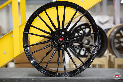 Vossen Vossen Forged S17-04 - 24x10.5 - ET21 - 5x112 - 66.56 - GB CENTER / GB OUTER LAMBO URUS F - S17-04-4M001 Photo - Primary