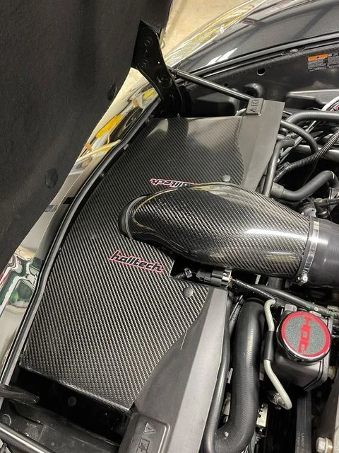 Halltech CF112 BEELINE carbon fiber intake with S&B Red Oiled Filter, carbon fiber Beehive and 103mm throttle body for C6 Corvette