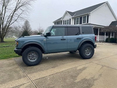 2021-bronco-lift-kit-nitto-tires-black-rhino-wheels.jpg 2021-bronco-lift-kit-nitto-tires-black-rhino-wheels.jpg
