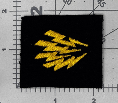 USMC Shipboard Marine Raidoman Cuff Patch Inv# K2221