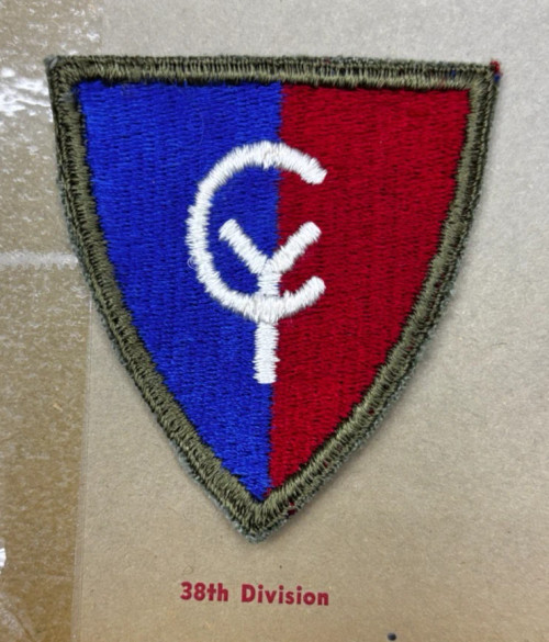 Kay Adams Collection WW 2 38th Infantry Division Greenback Patch Inv# KA157