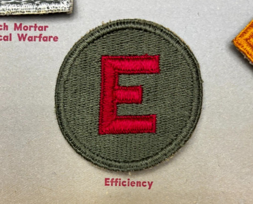 Kay Adams Collection WW 2 US Army Artillery Efficiency Patch Inv# KA313