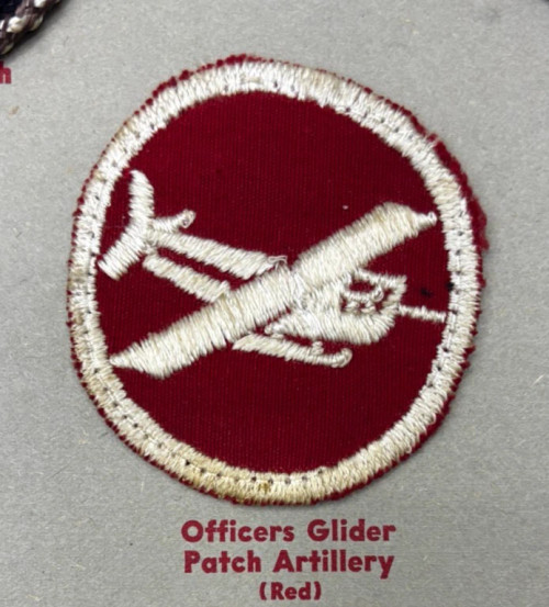 Kay Adams Collection WW 2 US Army Artillery Officer Glider Patch Inv# KA348