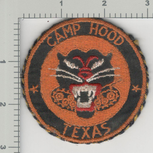 Red Features WW 2 US Army Camp Hood Texas Tank Destroyer Twill Patch on Mirror Inv# K2943
