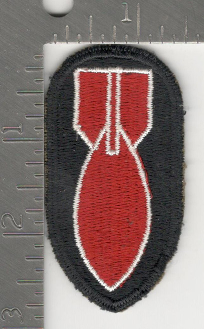 WW 2 US Army Bomb Disposal White Outlined Patch Inv# K2563