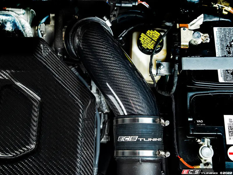 ECS Tuning Carbon Fiber Turbo Inlet Hose - MK8 Golf R / 8Y S3 - JCR LEEDS