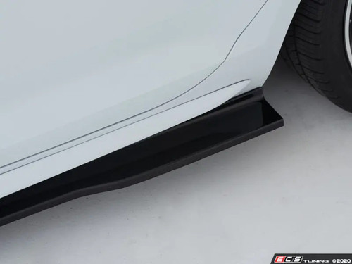 ECS Tuning Flat Side Skirts Gloss Black - B9 A4 / S4