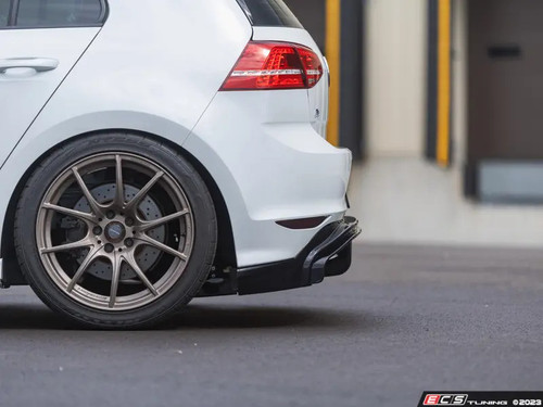 ECS Tuning MK7 Golf R Functional Aerodynamic Rear Diffuser Kit - JCR LEEDS