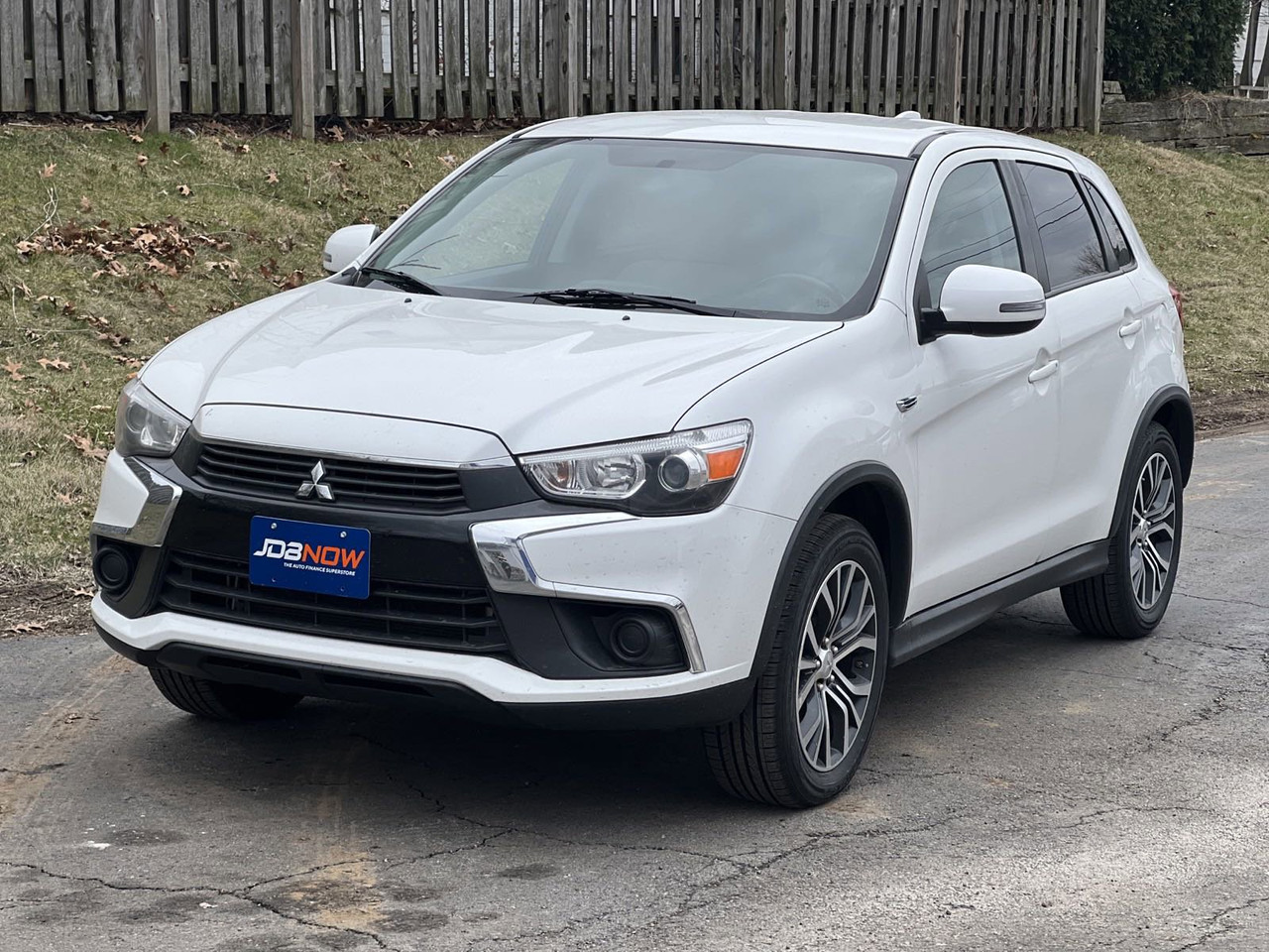 2017 Mitsubishi Outlander Sport ES's photo