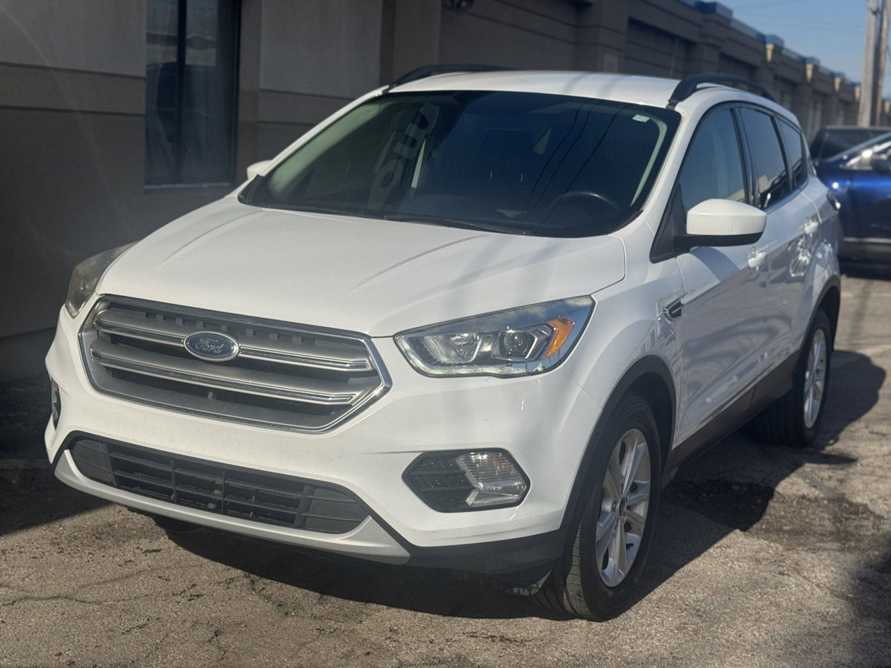 2017 Ford Escape SE's photo