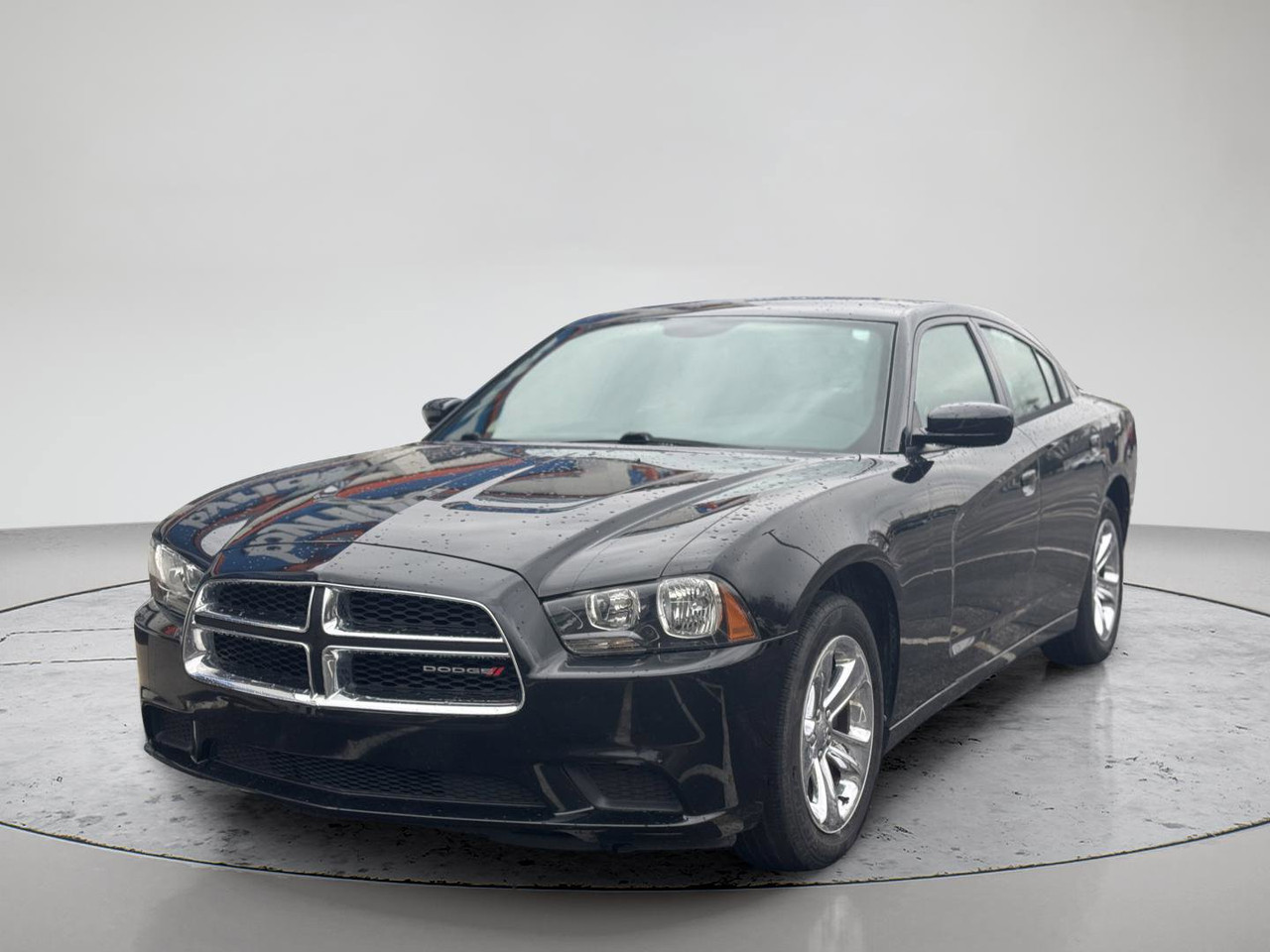 2014 Dodge Charger SE's photo