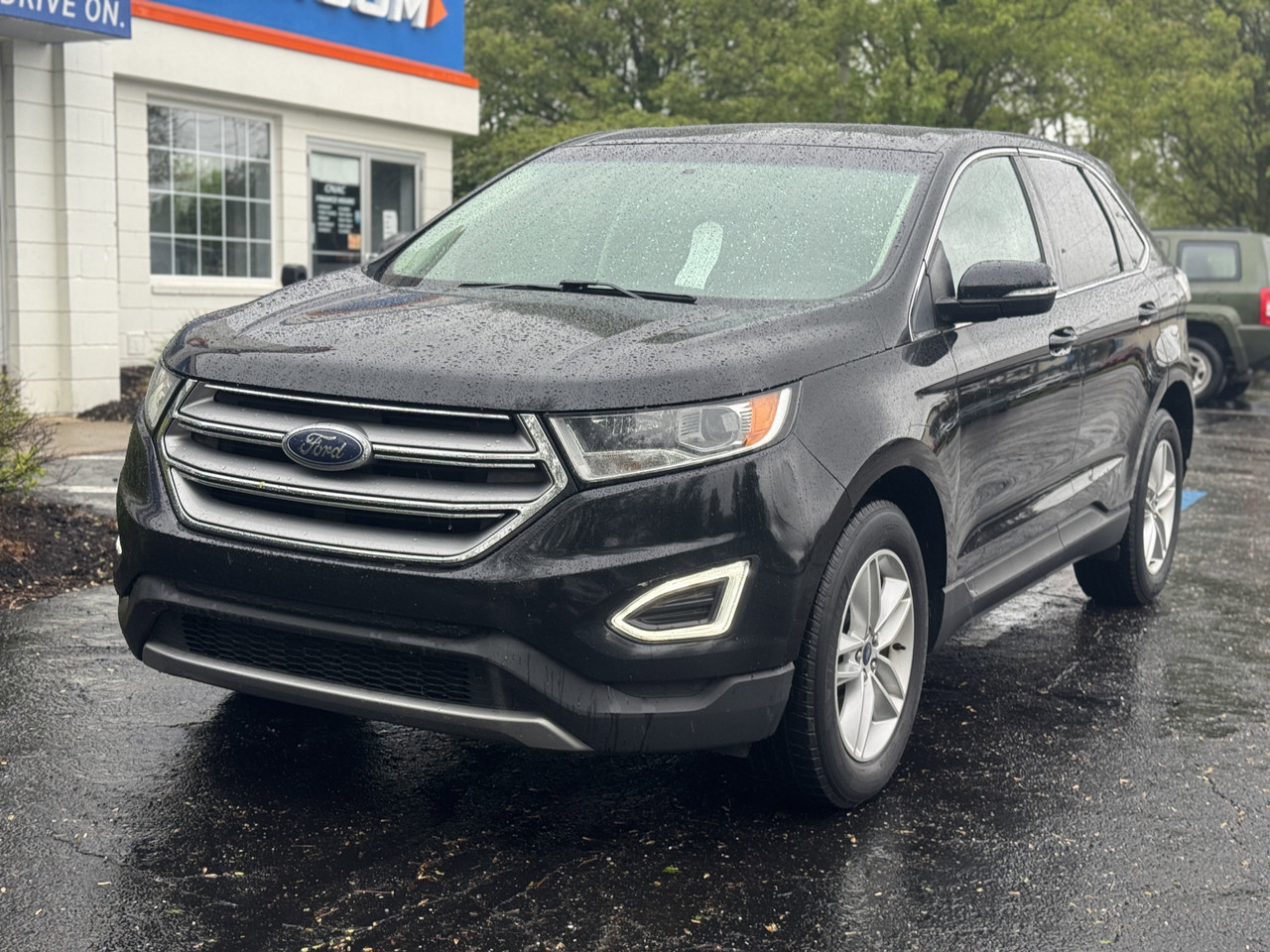 2017 Ford Edge SEL's photo