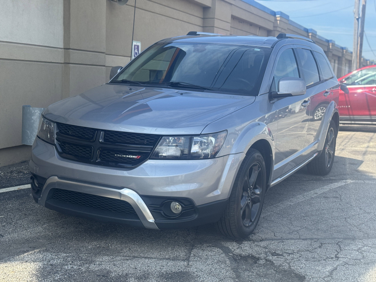 2018 Dodge Journey Crossroad's photo