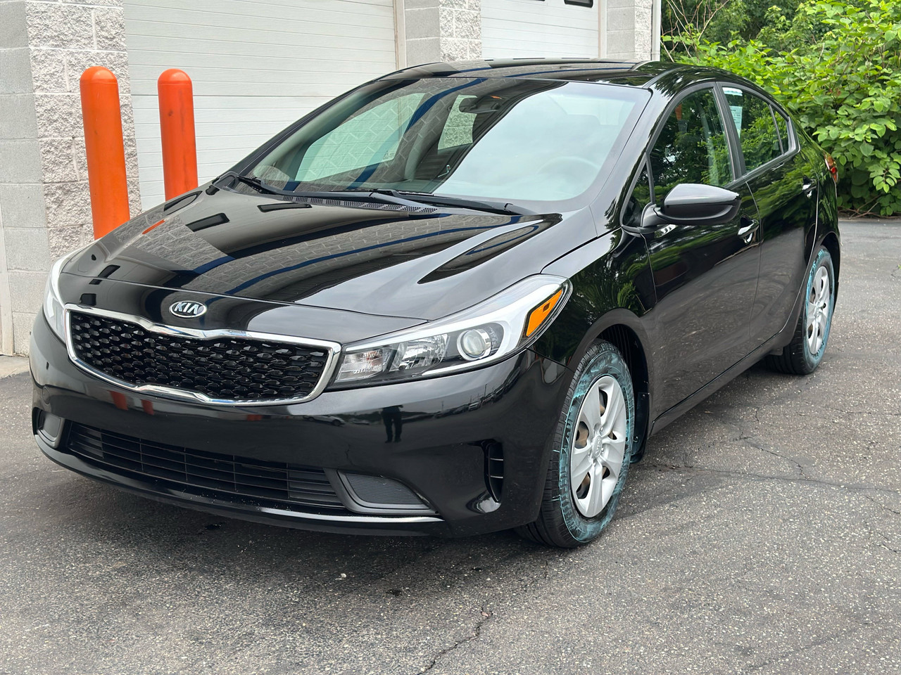 2017 Kia Forte LX's photo