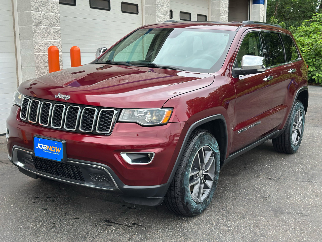 2017 Jeep Grand Cherokee Limited's photo