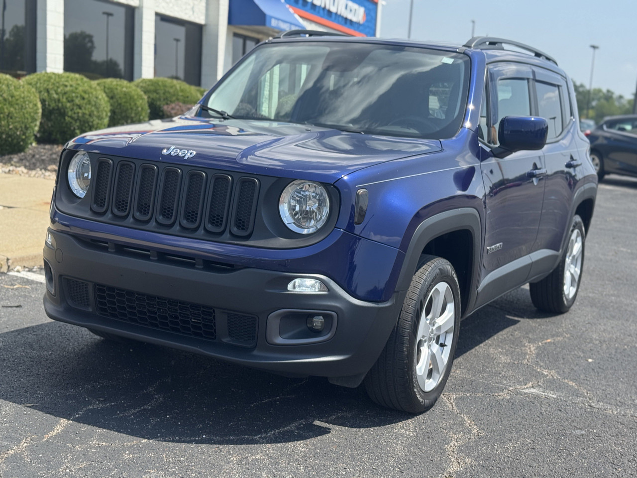 2017 Jeep Renegade Latitude's photo