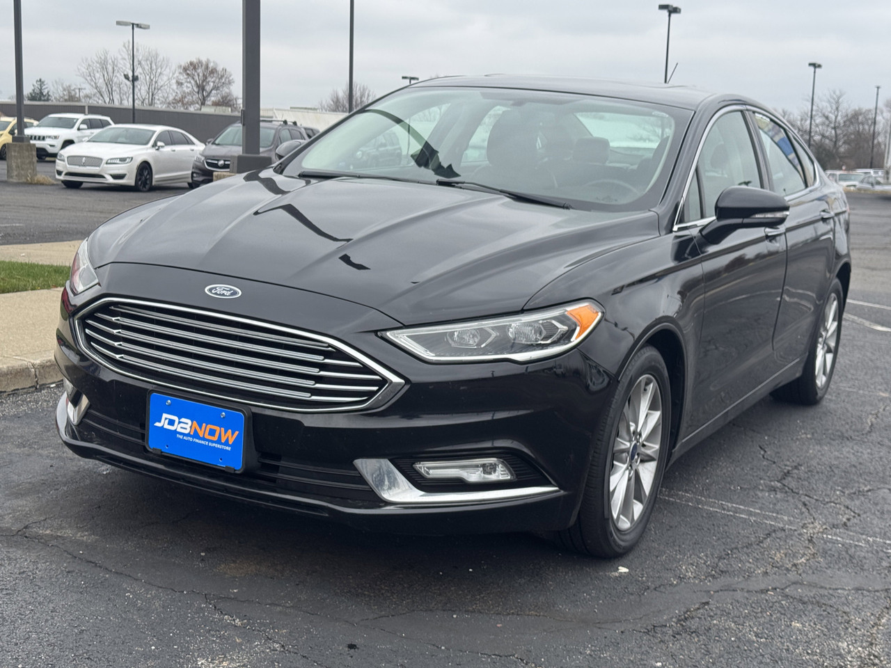 2017 Ford Fusion SE's photo